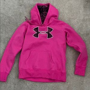 Underarmor sweatshirt